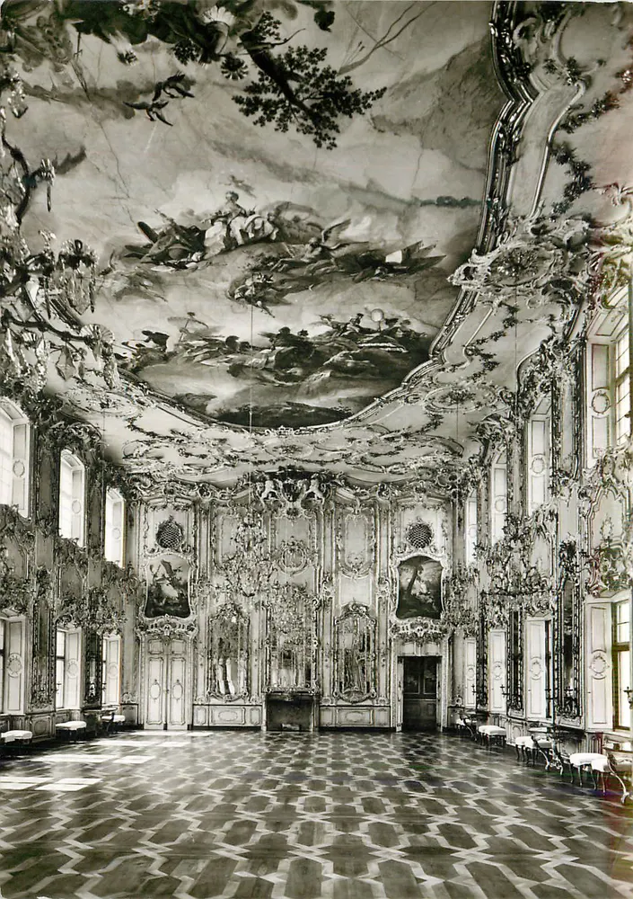 Augsburg — Städtische Kunstsammlungen im Schaezler-Haus, Festsaal 1765/70 - Vorderseite