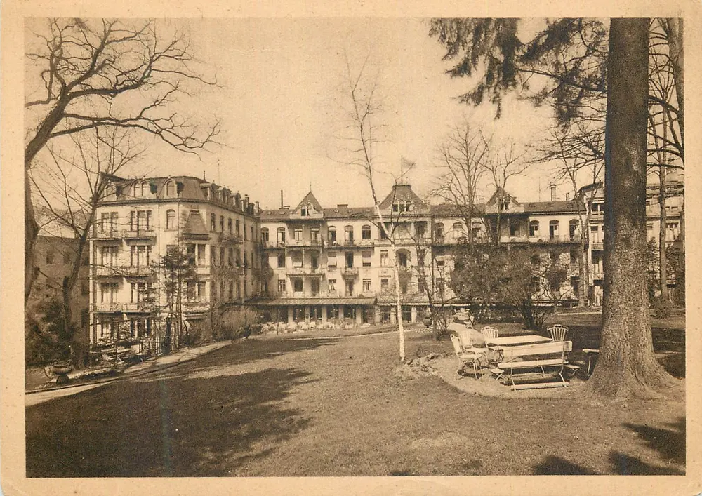 Holland-Hotel, Baden-Baden — widok z zewnątrz z ogródkiem — wydawca: Gesellschaft Holland-Hotel, Baden-Baden & Co. m.b.H. - Awers
