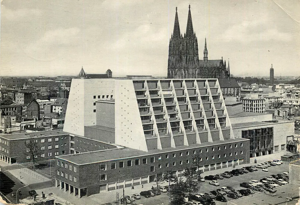 Köln am Rhein — Opéra et Cathédrale — éditeur non visible, n° de série 1154 - Front