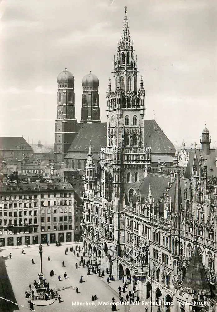 München, Marienplatz mit Rathaus und Frauenkirche — A. Lengauer München Nr. 146 - Vorderseite
