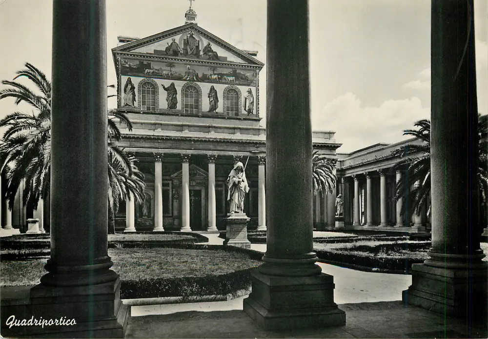 Basilique de Saint-Paul — Quadriportico — Édition des P.P. Benedettini, Torino - Recto