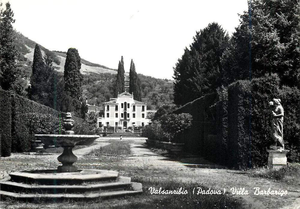 Villa Barbarigo in Valsanribio (Padua) — uitzicht op het tuin met fontein en beeld — uitgever B. Facchinelli, Padua - Voorkant