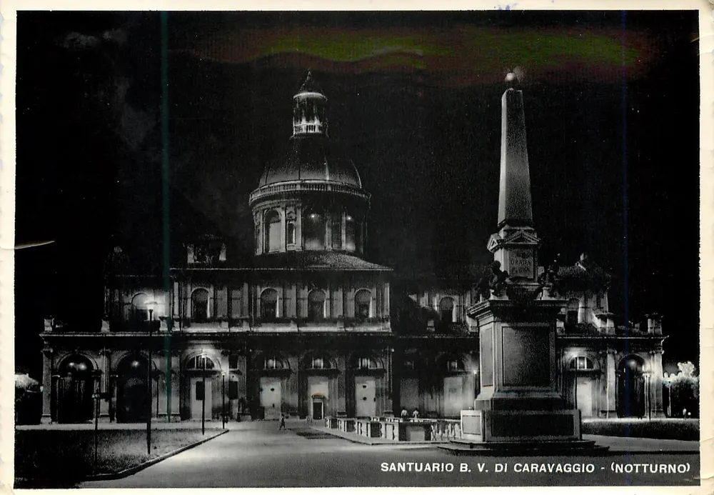Santuario B. V. di Caravaggio - (Notturno) — vista noturna — Merisio - Frente
