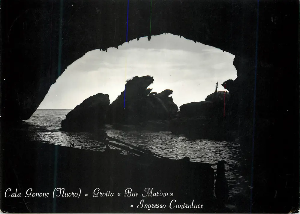 Cala Gonone (Nuoro) — Grotta « Bue Marino » — Bromofotc Milano - Recto