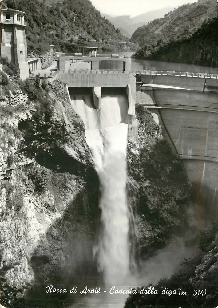 Rocca di Arsiè — Cachoeira da barragem (m. 314) — Foto Ghedina - Frente
