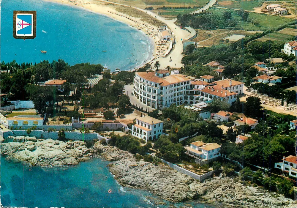 Plaża i hotel w Guixar — Wydawca Sobieranás, nr 628 - Awers