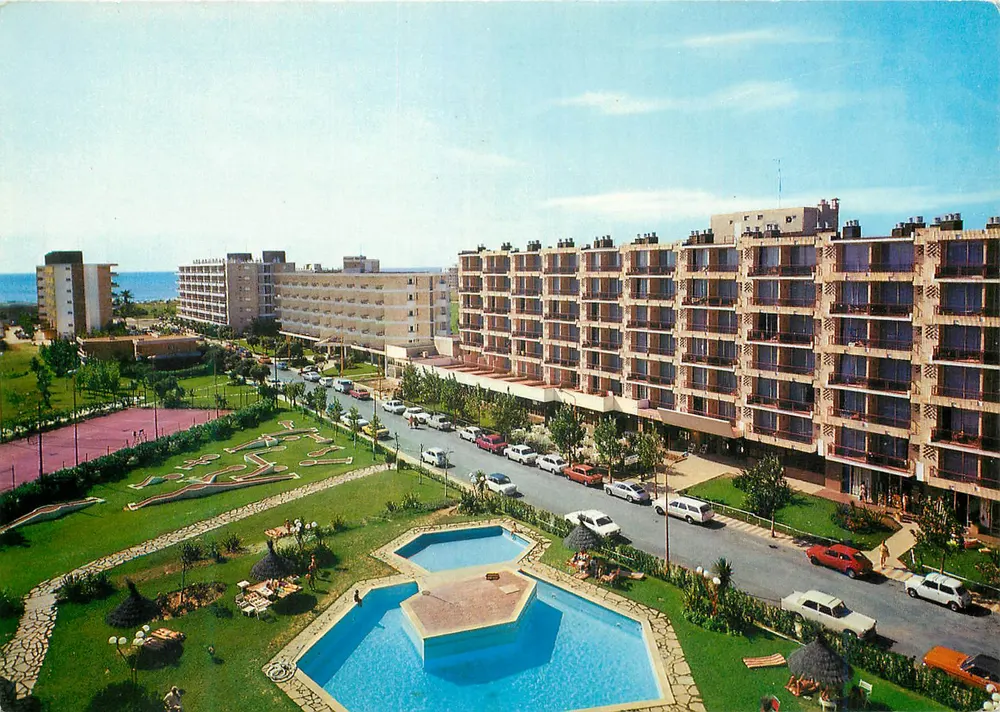 Salou - Costa Dorada — Tarragona — Photo color RAYMOND - Recto
