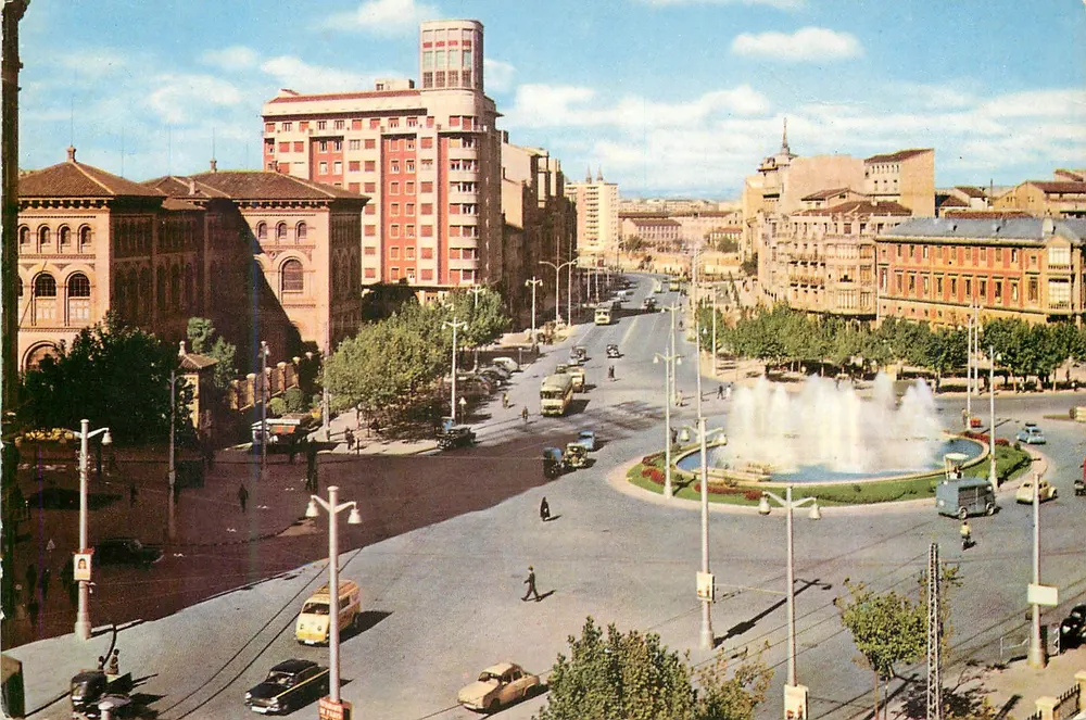 Plaza Paraiso und Paseo de Pamplona — Zaragoza — Distribuidora Cooperativa de Vendedores - Vorderseite