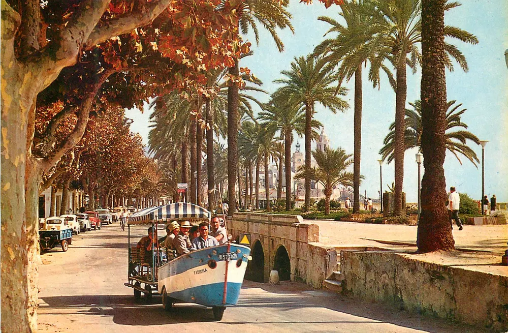 Sitges — Promenade am Meer — Foto J. Ubach Puig, Serie 196 - Vorderseite