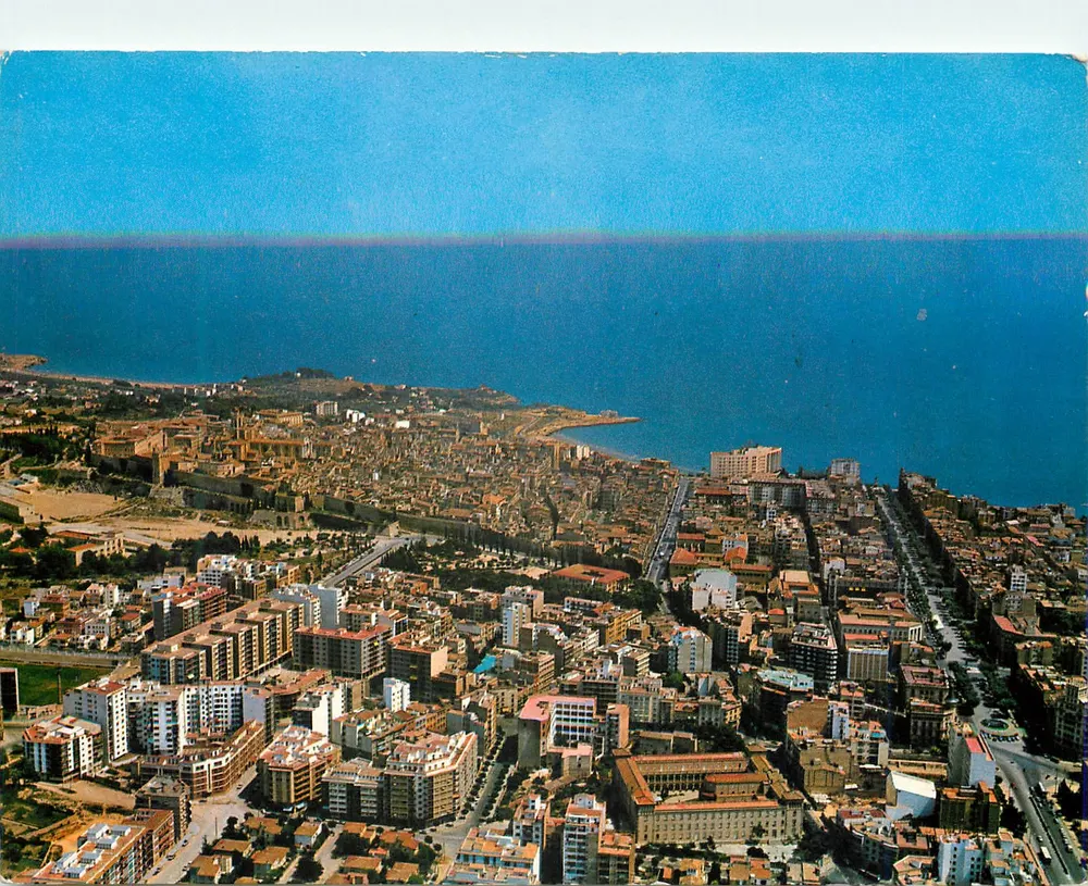 Tarragona — Vista aérea — Postais 'LA GOLONDRINA' - Frente