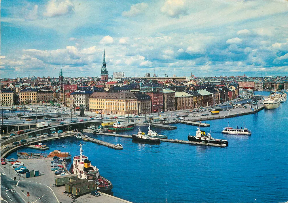 Stockholm — Uitzicht over Skeppsbron — Gote Emeus AB - Voorkant