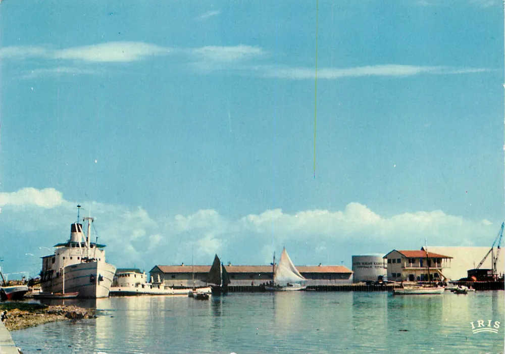 Cap Haïtien — vue sur le port — IRIS - Recto