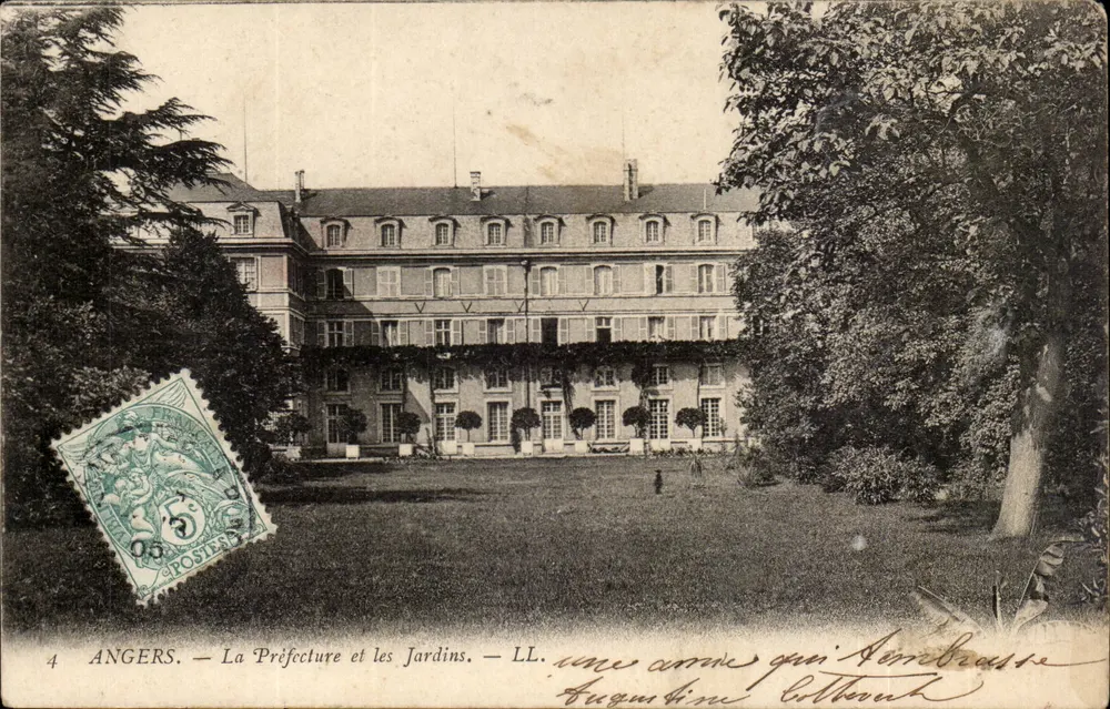 Angers — A Prefeitura e os Jardins — LL. - Frente