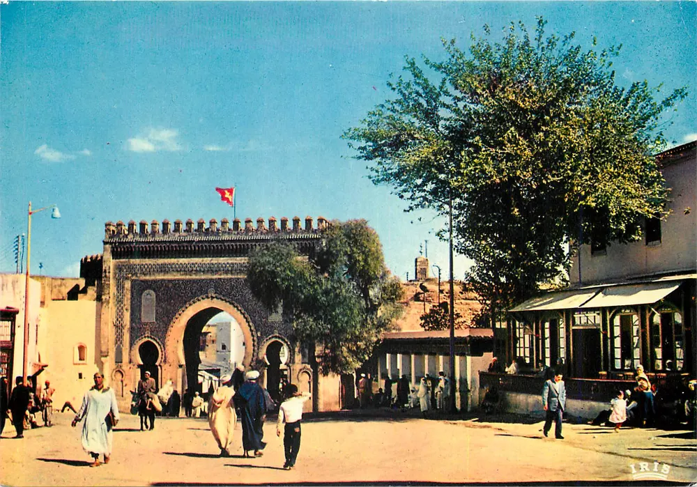 Drzwi Boujeloud — Fès — wydawca IRIS - Awers