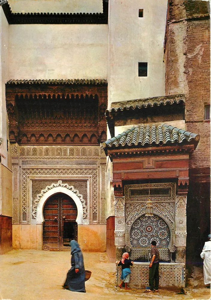 Fès — Porta e mesquita — Edições Libraria Escolar, Tetuán - Frente