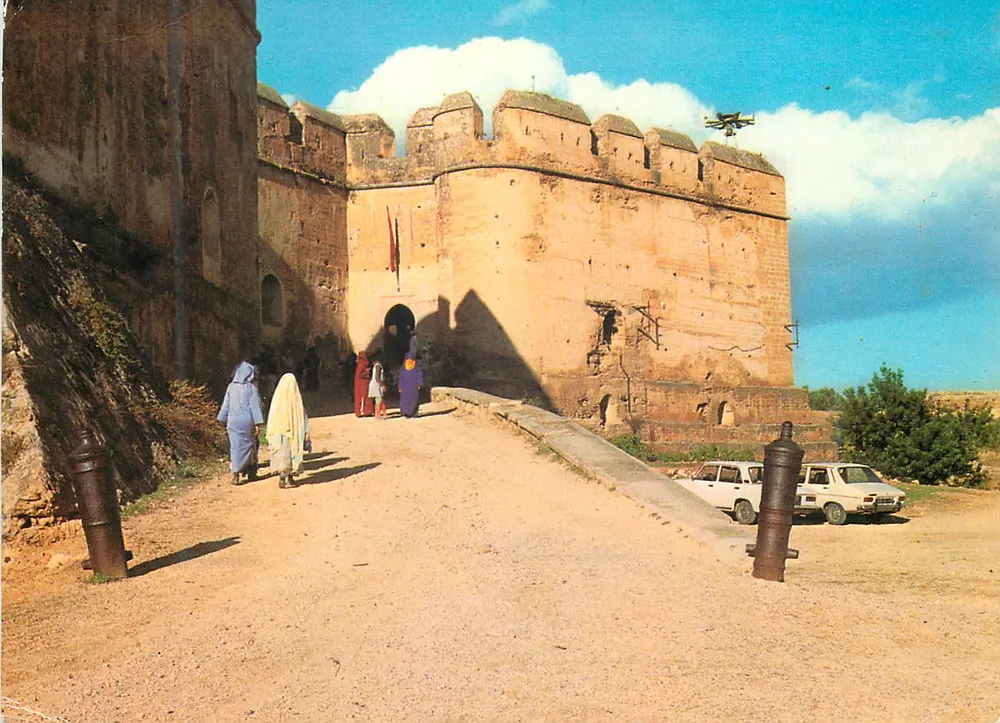उत्तरी बोर्ज - हथियारों का संग्रहालय — फेस — एडिटर S.9.100 - आगे