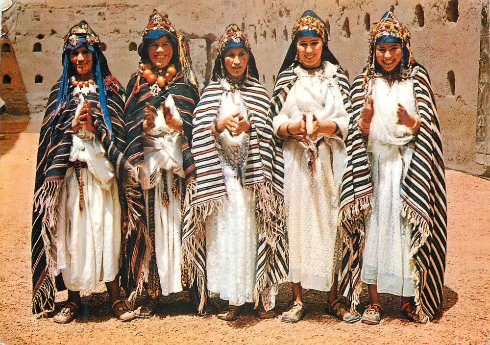 Festival National du Folklore — Maroc pittoresque — Éditeur ITTAHCOLOR, n° 1024 - Recto