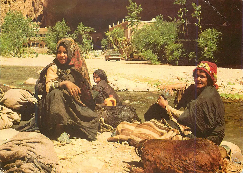 Women of the South — Morocco — Publisher MAROC TYPIQUE, no. 640 - Front