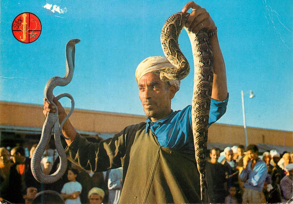 Schlangenbeschwörer auf der Place Djemaa El Fna — Marokko — Ed. Maroc-Color n°331 - Vorderseite