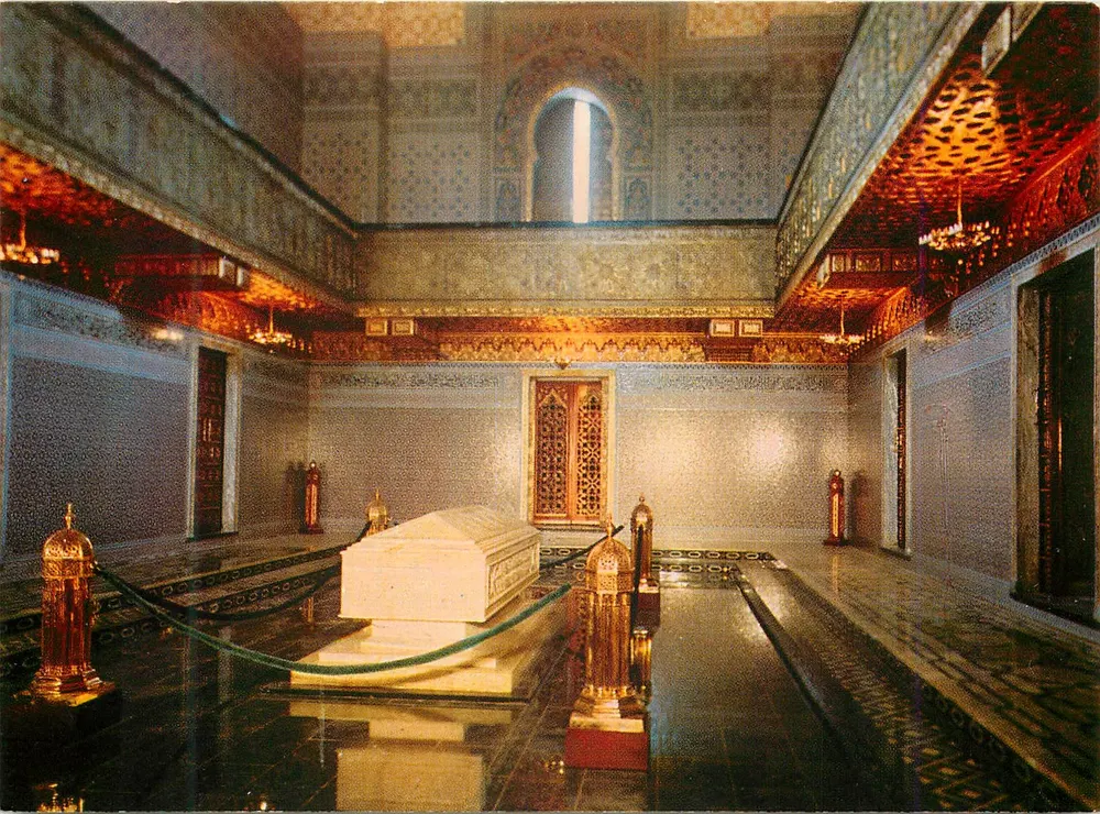 Rabat - O Mausoléu de Mohammed V — Arquiteto Vo Tan — Edições E.D.I.A. Marrocos, n° 514 - Frente