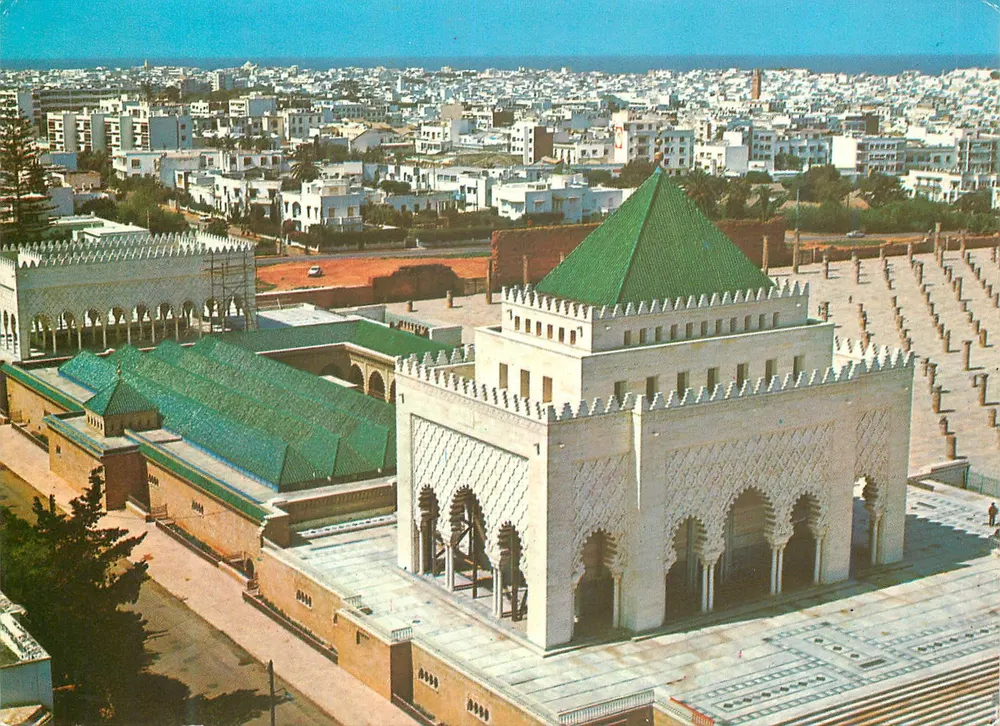Rabat — O Mausoléu de Mohammed V — Vista panorâmica em detalhe - Frente