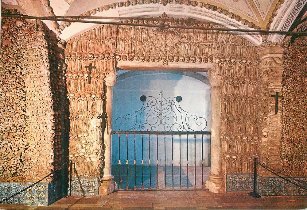 Capela dos Ossos — Évora — Portugal — Verlag Centro de Caridade, Porto - Vorderseite