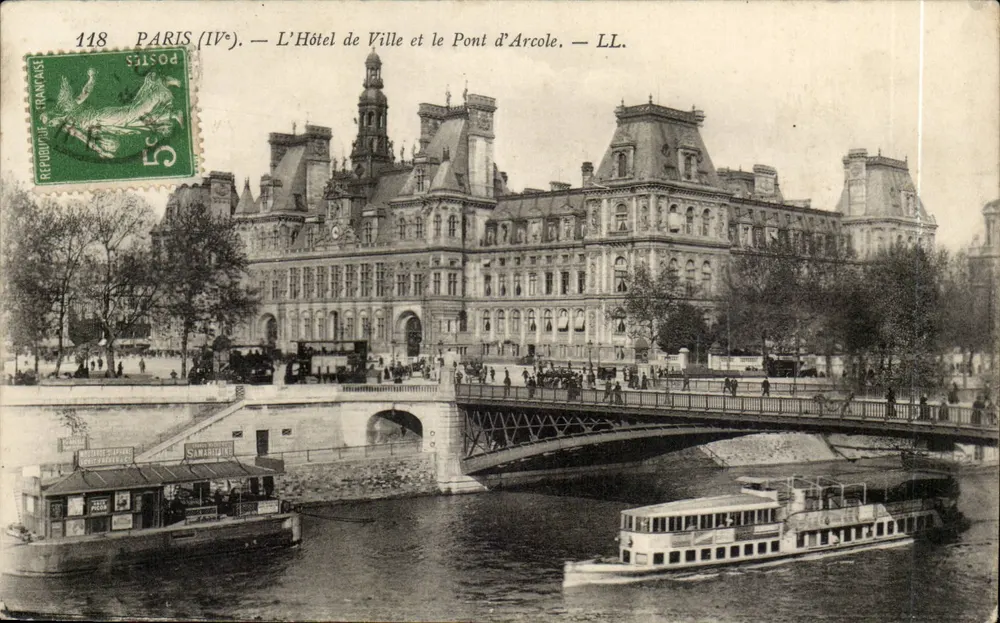 Paris (IVe) — Das Rathaus und der Pont d'Arcole — LL. - Vorderseite