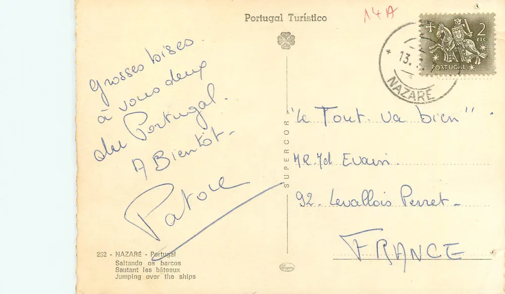 Nazaré — Sautant les bateaux — Portugal Turístico n°252 - Verso