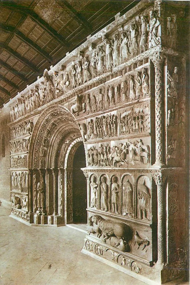 Portada del Monasterio de Santa Maria de Ripoll — Ripoll — Imp. Offset Maideu - Recto