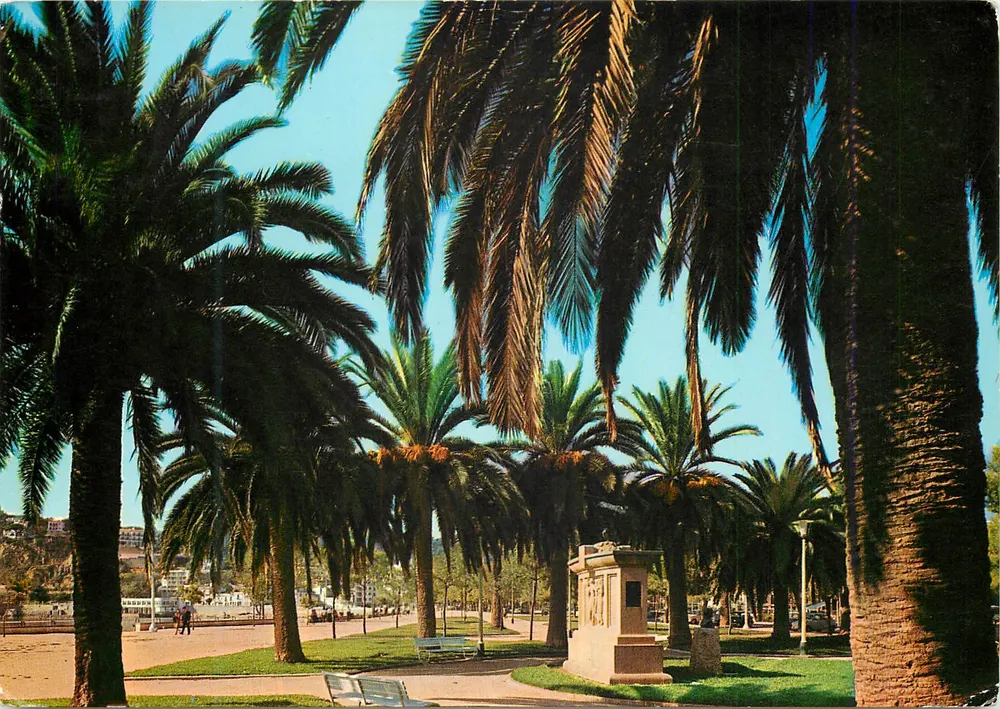 Paseo Monumento Garreta — Costa Brava — San Feliu de Guixols - Recto