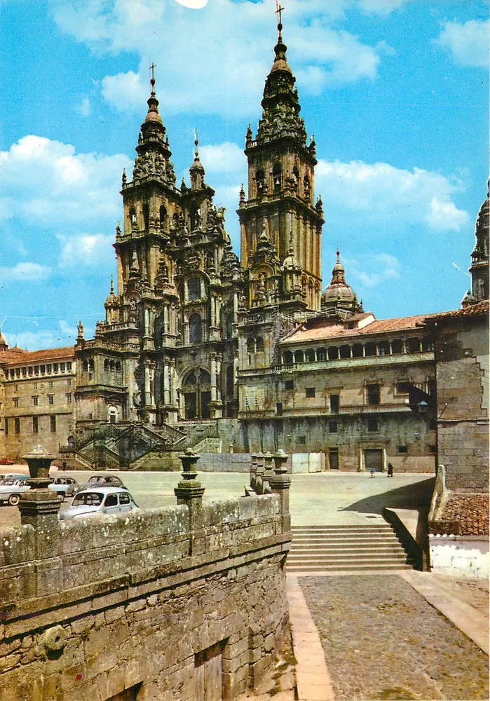 Cathedral of Obradoiro — Fassade des 18. Jahrhunderts — Editions ARRIIBAS - Vorderseite