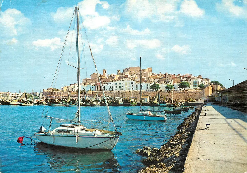 Porto de Peñíscola — vista do porto com barcos — Arribas, editor - Frente