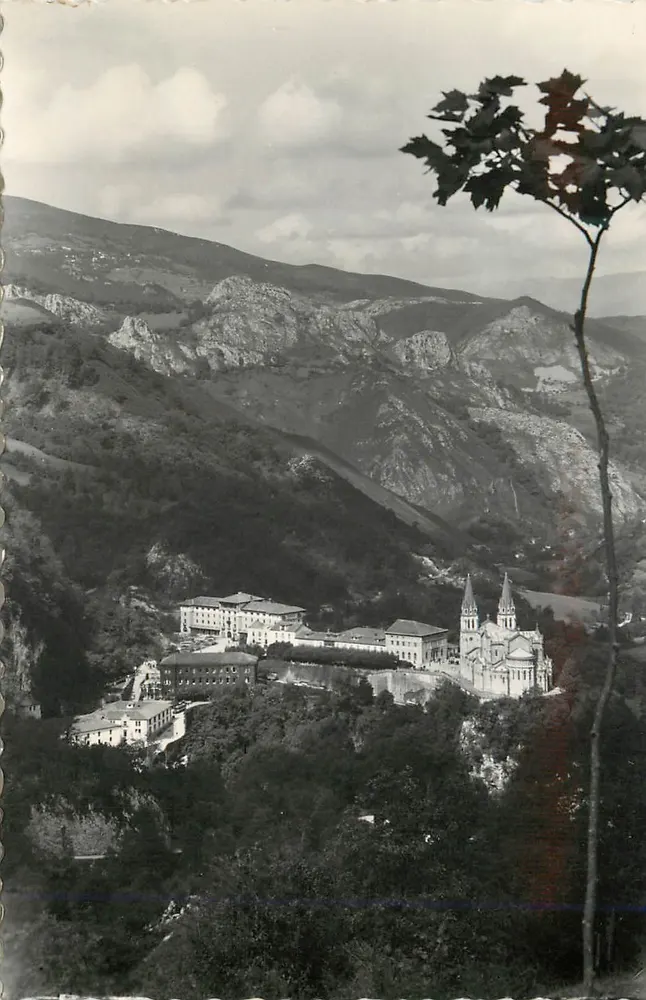 Covadonga — Vista geral — Garcia Garrabella y Cía. - Frente