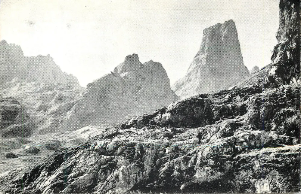 Picos de Europa — Ansicht der Berge — Ribadesella — Asturien — Spanien - Vorderseite