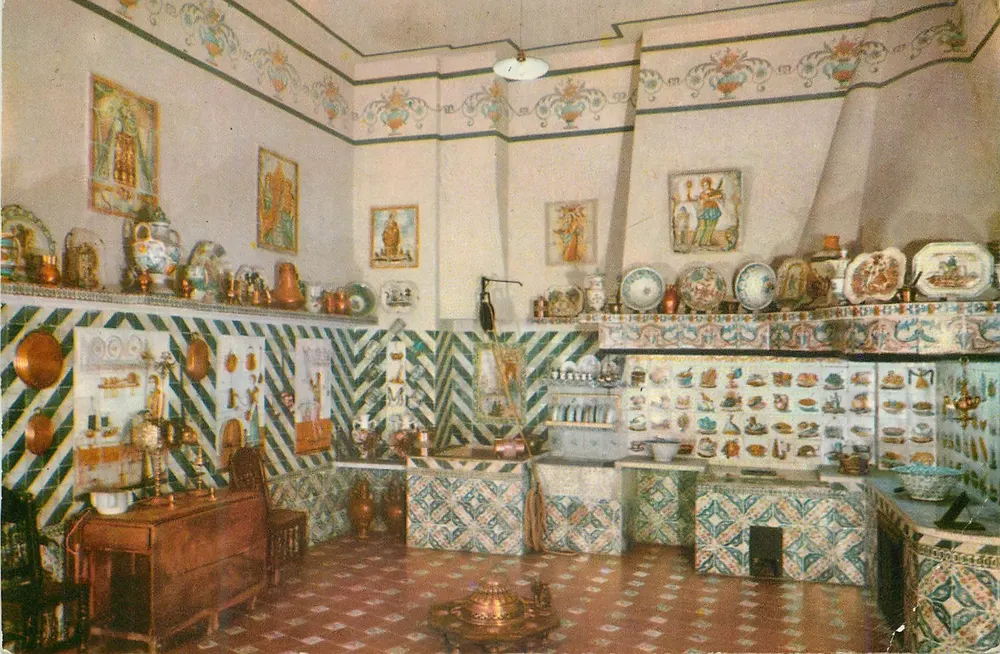 Cuisine valencienne — transition du XVIIIe au XIXe siècle — Musée National de Cerámica González Martí, Valence - Recto