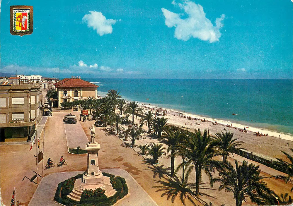 Vinaroz — Paseo Marítimo y Playa — Éd. Castellón de la Plana, N° 5 - Frente