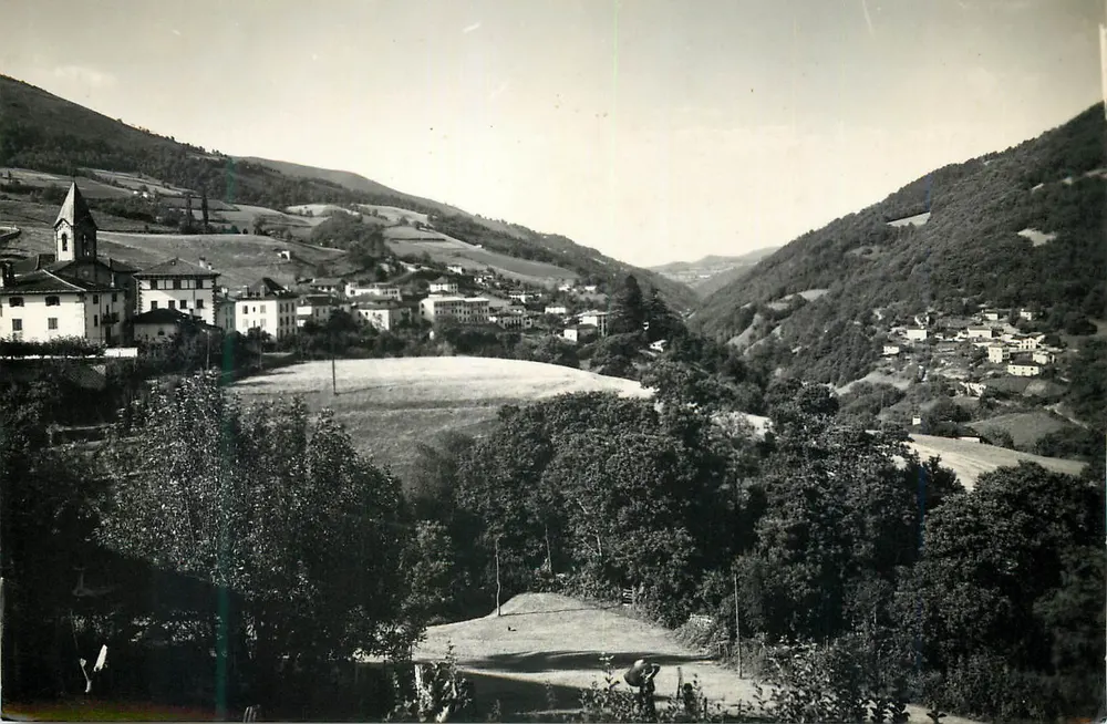 Valcarlos — Vista geral — Edições Sicilia - Frente