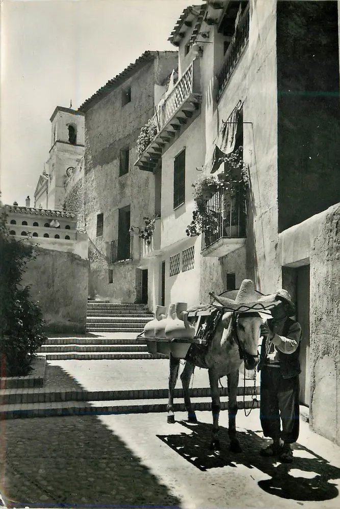 Benidorm (Alicante) — Straße der Katzen — Taller A. Zerkowitz - Vorderseite