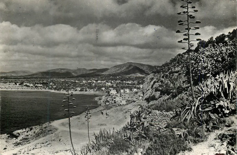 Plaça de 'Ses Figueretes' — Ibiza (Baleares) — Tarieta Postal, Serie 1 Núm. 3726 - Voorkant