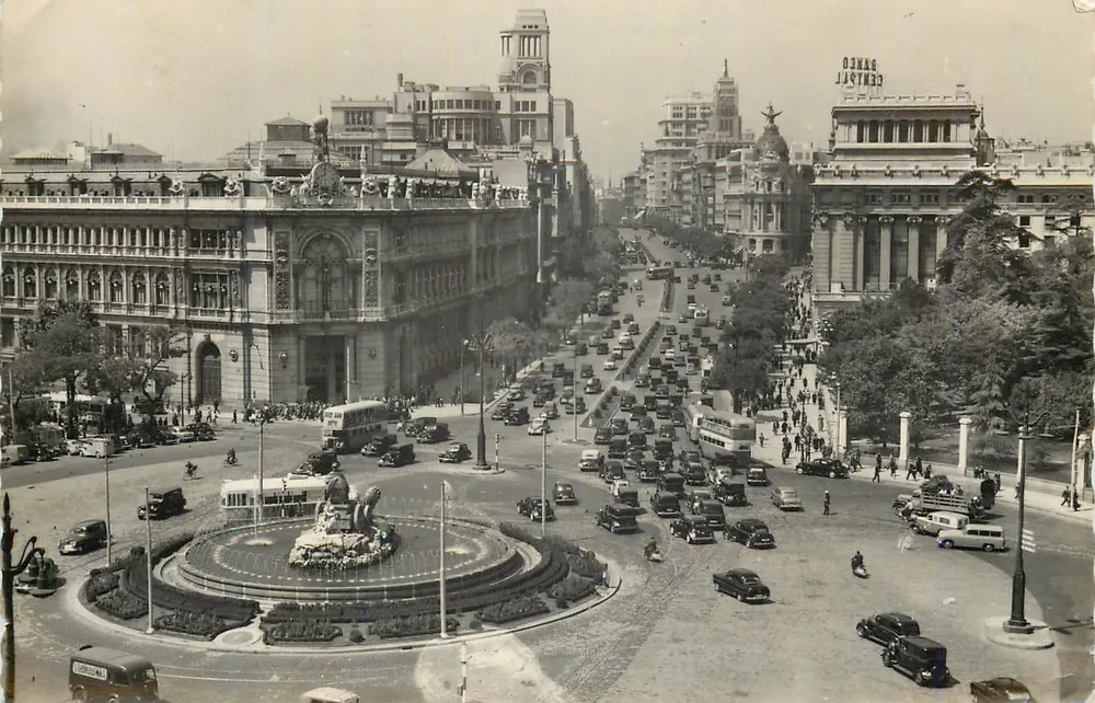 Madrid — Place de la Cibeles and rue d'Alcalá — publisher Garcia Carrabella - Front