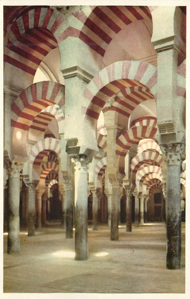 Mezquita — Laberinto di Colonne — Folo Studio, G. Capitán, 8, Vitoria - Recto