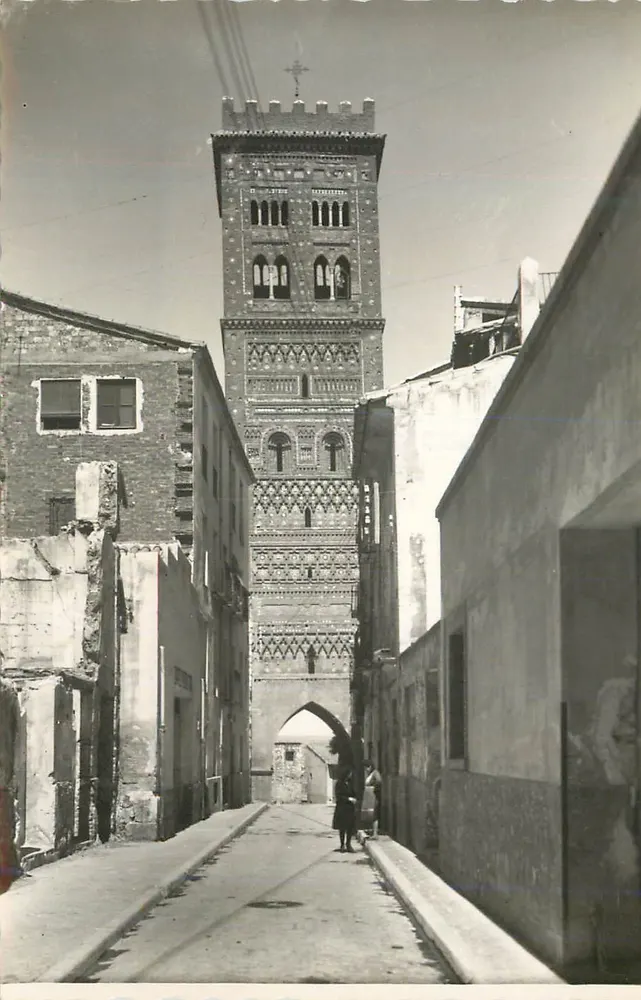 Térueel — Torre da Igreja de São Martinho — Edições García Garrabella - Frente