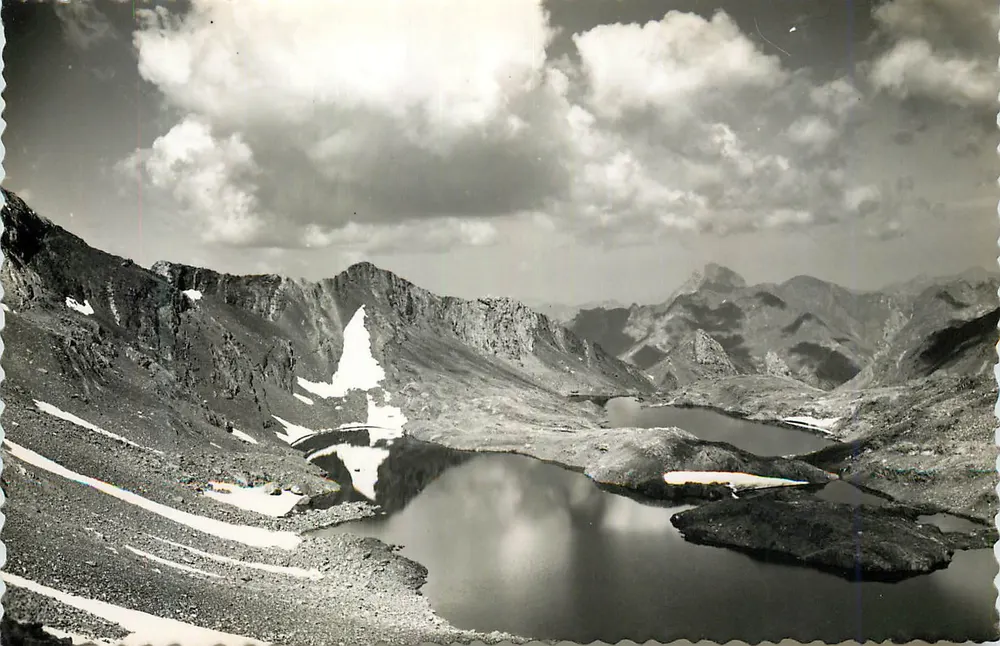Lago de Pondielllos — Balneario de Panticosa (1.636 m) — Éditions Sicilia Postales - Recto