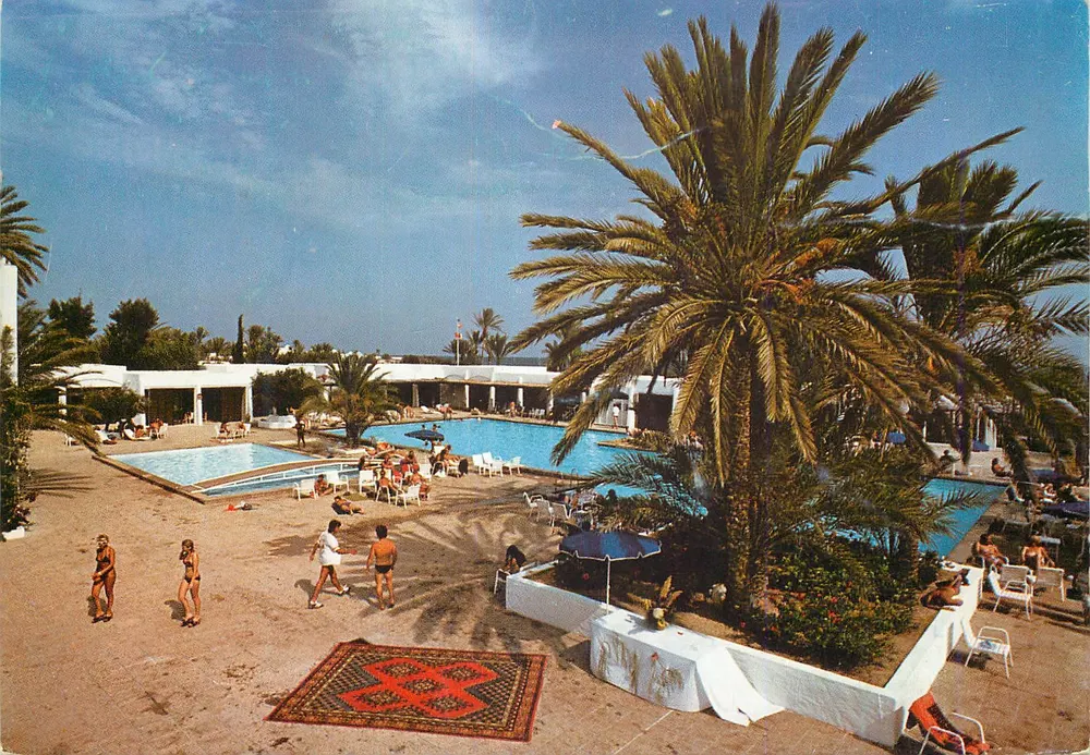Clube Méditerrâneo Jerba La Douce — Tunísia — Edições Tanit, n°434 - Frente