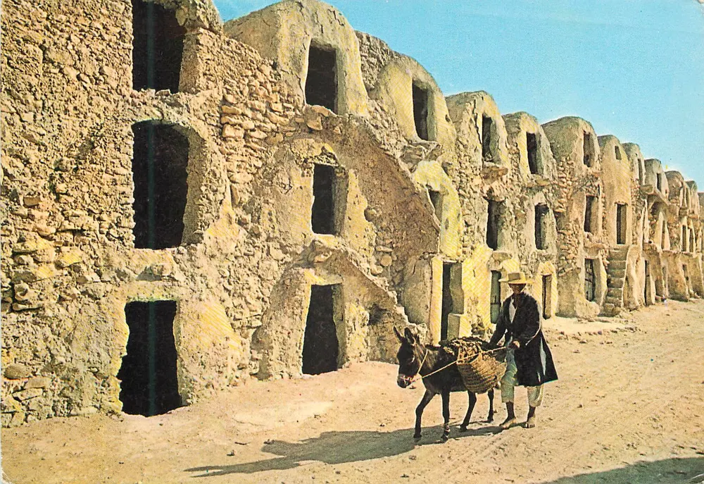 Médenine - les Ghorfas — Éditions Tanit, n°124 - Recto