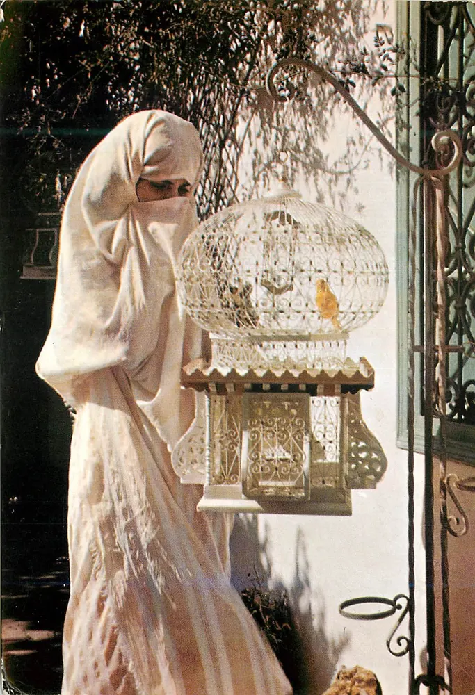 Mulher véu — com gaiola de pássaros — Edição H. ISMAIL, Tunis - Frente