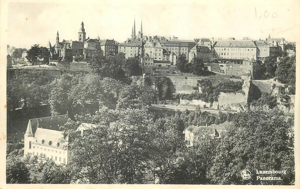 Luxemburgo — Panorama — Panorama de Luxemburgo - Frente