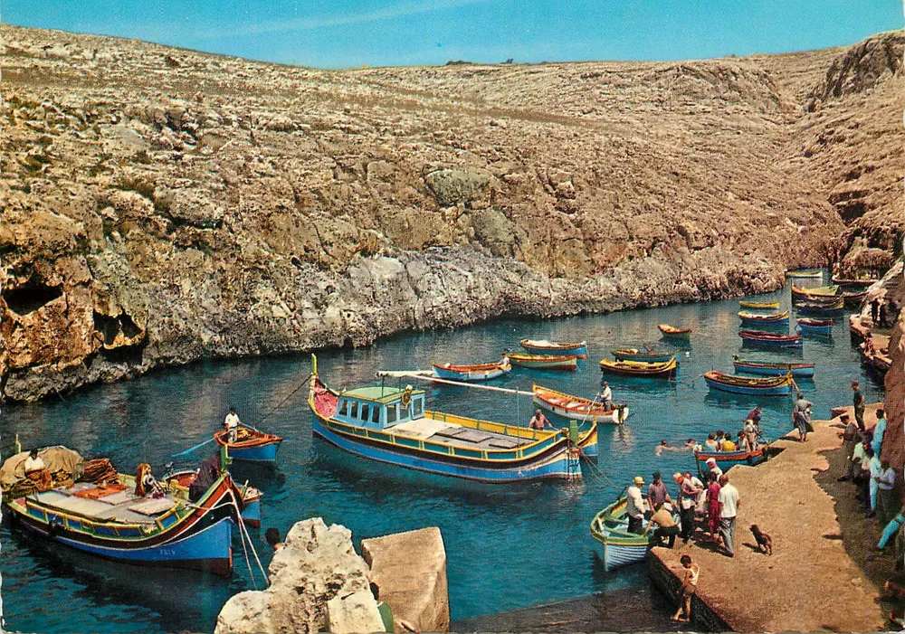 Port of Wied iz-Zurrieq — Malta — publisher Malta Import & Export House, n° 64.783.107 - Front