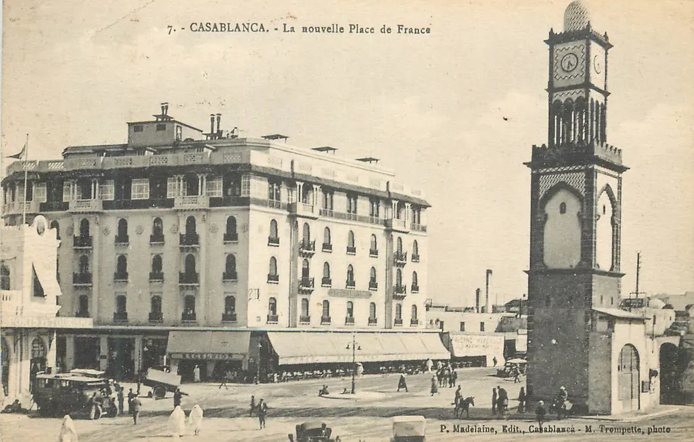 Casablanca - Die neue Place de France — P. Madelaine, Verlag, Casablanca - M. Trompette, Foto - Vorderseite