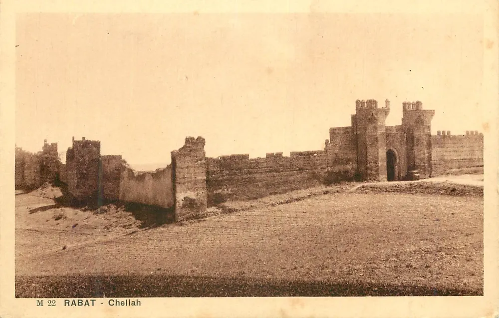 रबात - छेल्ला — बचाव के बर्तन और द्वार — M 22 - आगे